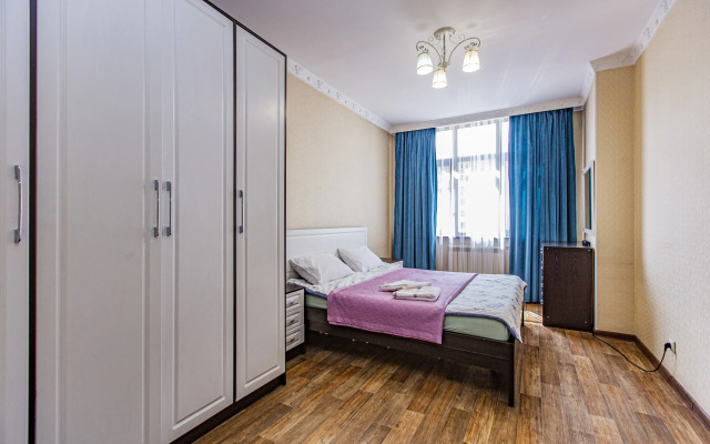 Dvukhspalny Gorodskoy Oazis v Tsentre Goroda Flat