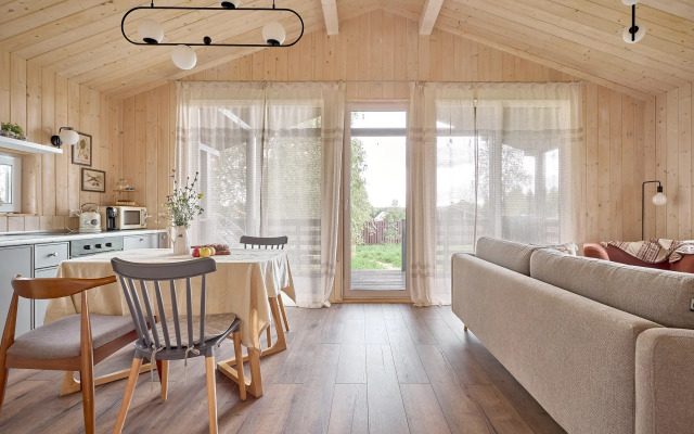 Гостевой дом LuckyHomeRent Прилесная 1