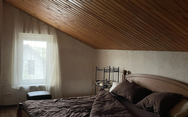 Частный дом с баней