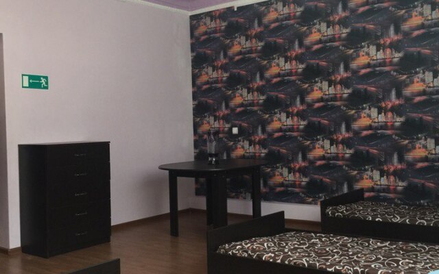 Tsentralnyij Guest House