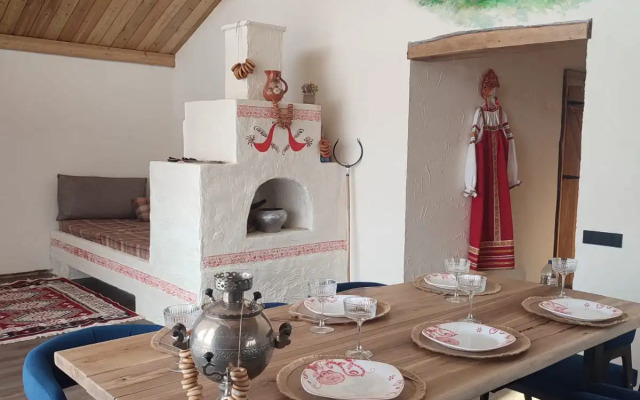 Частный дом Коттедж Русская Изба