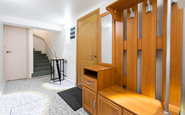 V Aptekarskom pereulke Flat