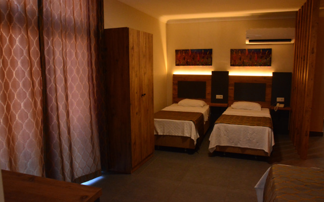 Club Efes Otel
