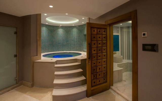 The Superior Living Batisehir