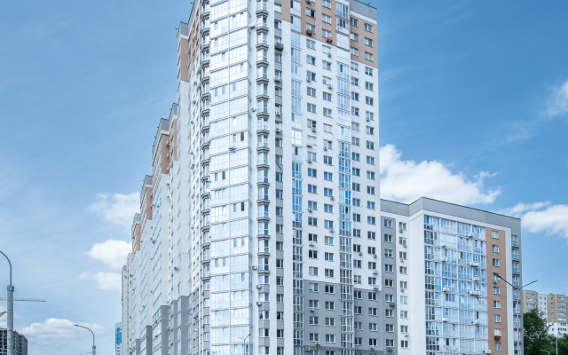 Apartments Pr-T Dzerzhinskogo, 19