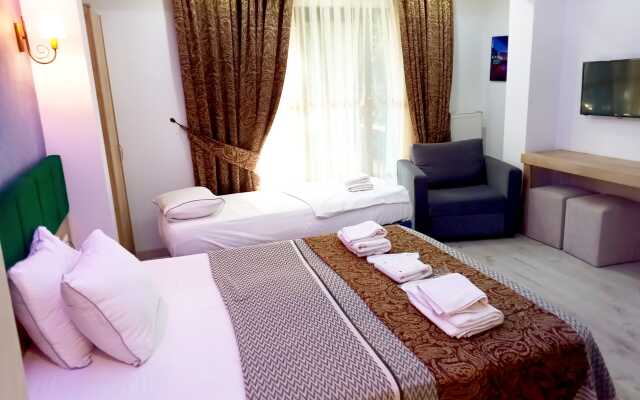 Loren Hotel & Suites