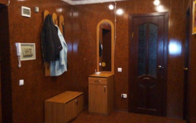2 Komnatnye Apartamenty V Tsentre Flat