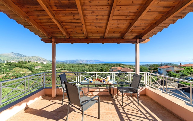 Aqua Mare Villa Heated Pool