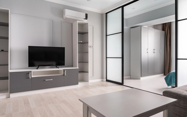 Kvartira U Arbate V Samom Tsentre Almaty Apartments
