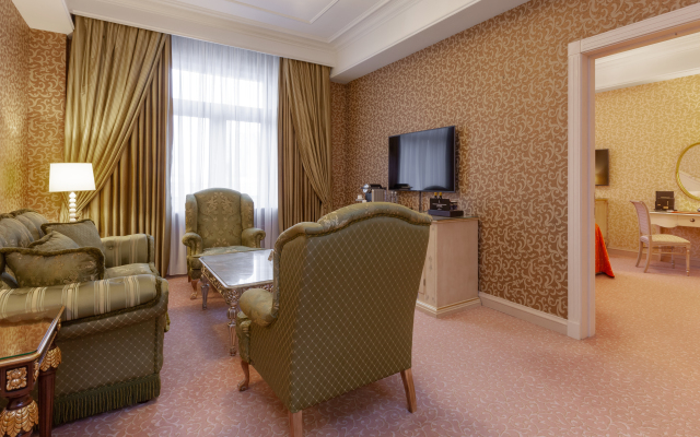 Отель Radisson Collection Hotel, Moscow