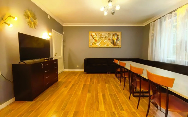 Частный дом Дом с бассейном и сауной