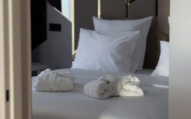 Парк - Отель "LUXOR-RESORT"