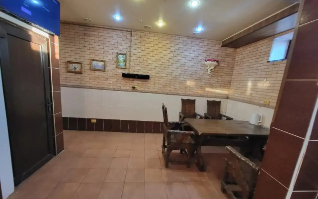 DeLyuks Mini-Hotel