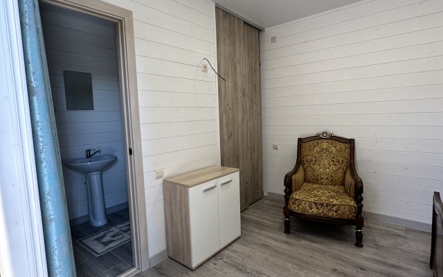 U Elviry Guest house