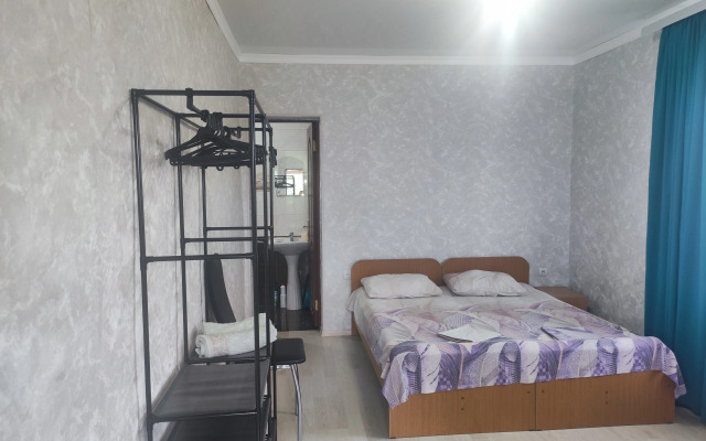 Emiliya Guest House