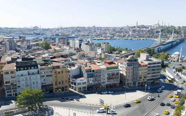 Pera Life Hotel
