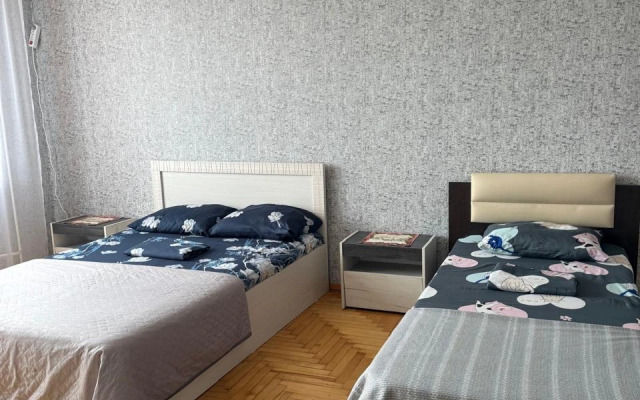 Квартира рядом с бассейном