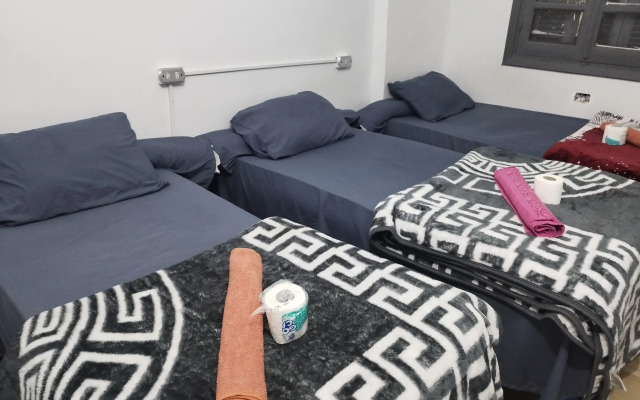 Grand Square Luxor Hostel