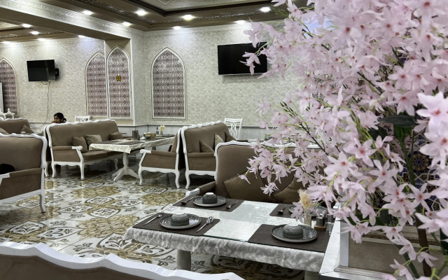 Ohu Palace  & Restaurant