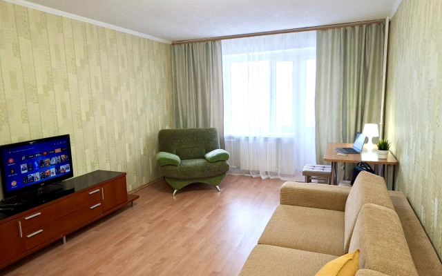 Апартаменты трехкомнатные в центре МирныйДом