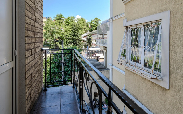 Voyage Voznesensky Guest house