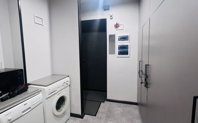 Studiya U Yablonevogo Sada Flat