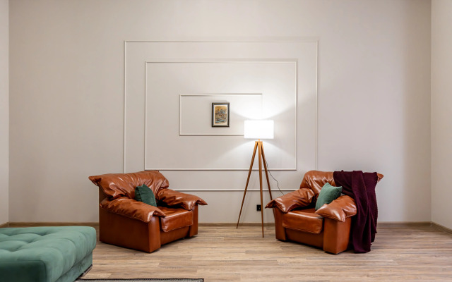 Sergeew Apartments dvuhkomnatnyj Lyuks s vidom na naberezhnuyu Fontanki Apartments
