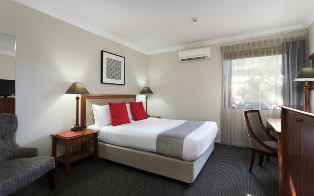 Отель Ramada by Wyndham Brisbane Windsor