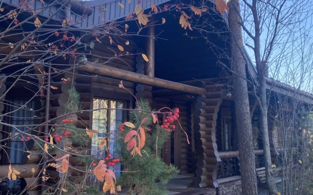 Частный Дом Избушка в Соснах с Бассейном и Хамамом