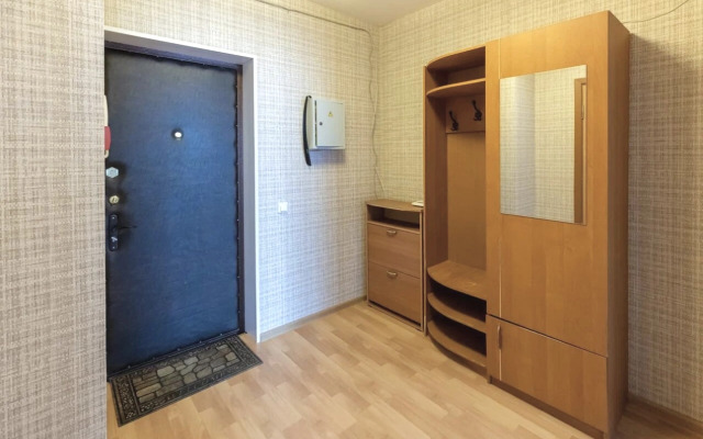 Квартира Недорогая уютная у метро посуточно