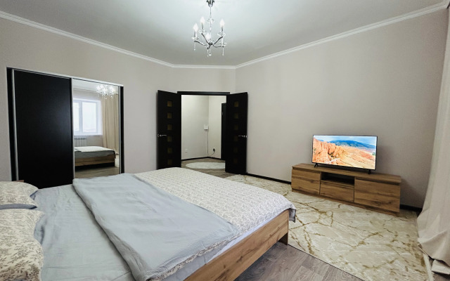 Апартаменты Уютная квартира с хорошим видом из окна