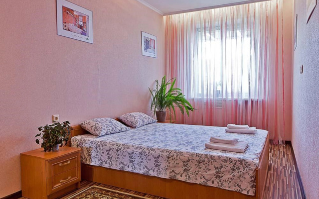 Апартаменты на Независимости 52