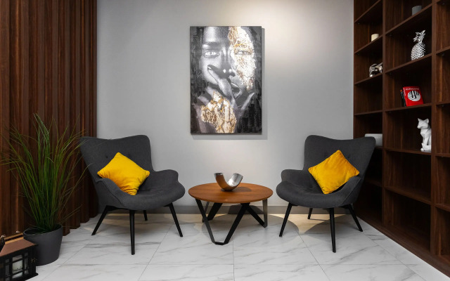 Alt Plats Apartments