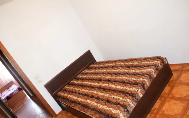 Апартаменты Мкр Королева 32