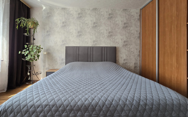Two-room Na Angarskoy Apartaments