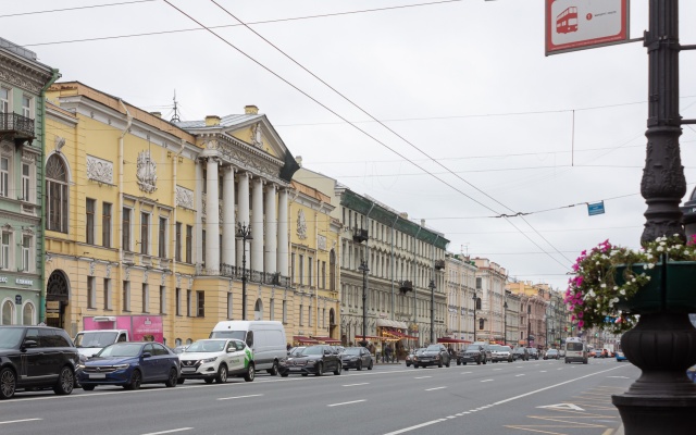 Апартаменты MMyhomeYourhome на Невском 84-86