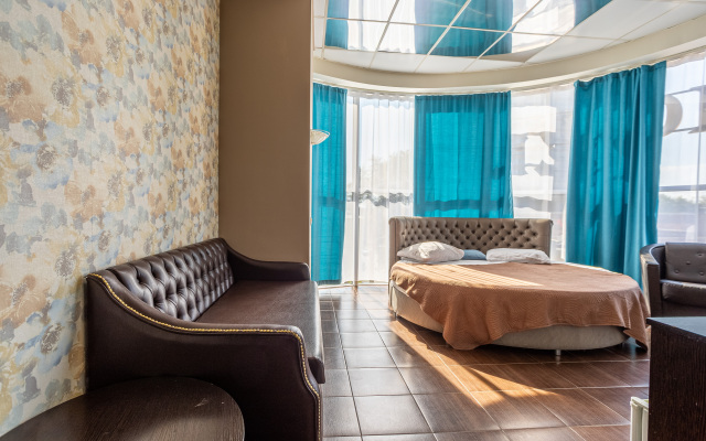 Marton Dona Hotel