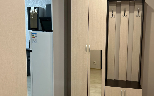 Shikarnaya Flat
