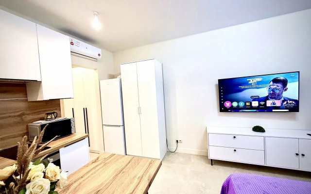 Квартира Современная Студия для Комфортного Проживания