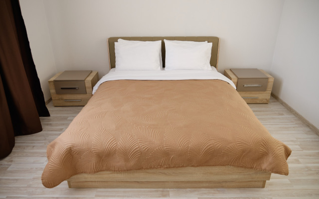 Квартира на улице Хрустальногорская 93