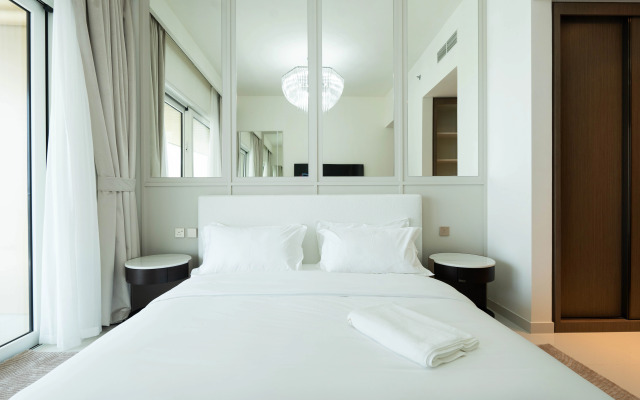 Keyrock Palm-View Luxury Stay in Grand Bleu Apartments