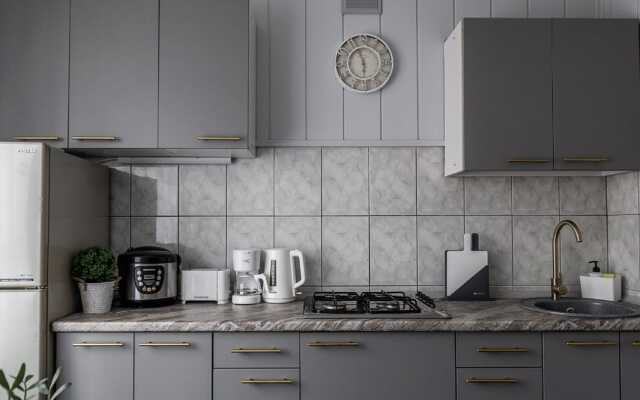 Prostornye apartamenty u Nevy Flat