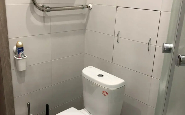 Kvartira s dusoj v centre u Murmansk Molla