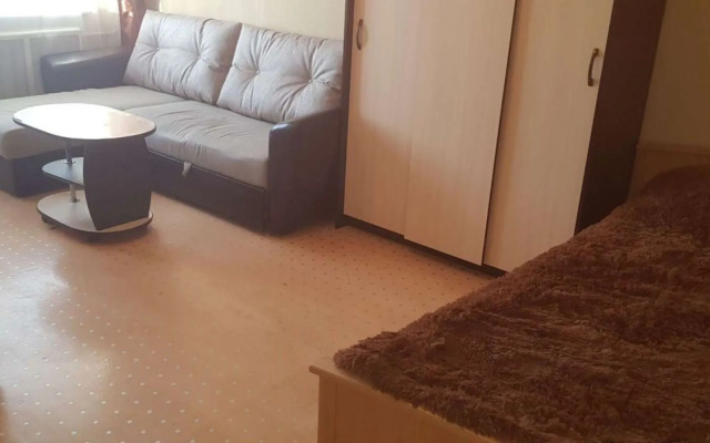 Na Sverdlovskom prospekte 31 Flat