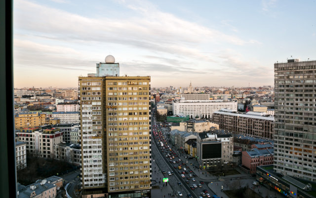 Great view on Kremlin 2 rooms apartment 23 floor