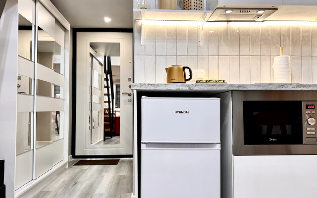 Квартира Студия с антресолью в центре недалеко от Вокзала