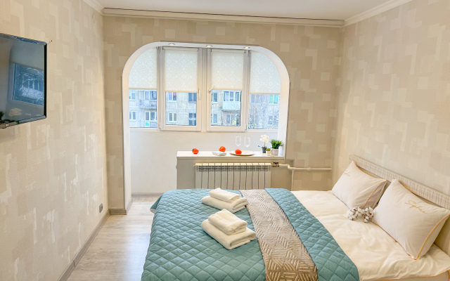 Na Stekolnoy 29 S Odnoy Spalney Flat