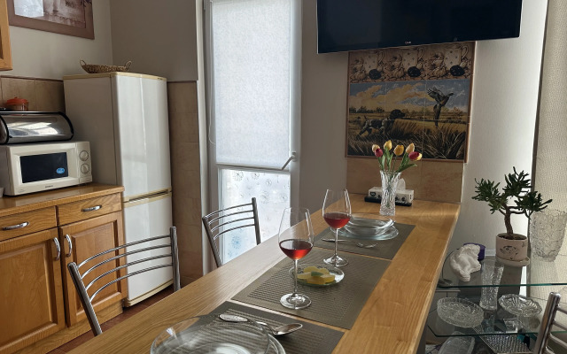 Na 1 Linii Ot Morya Na Mamayke Flat