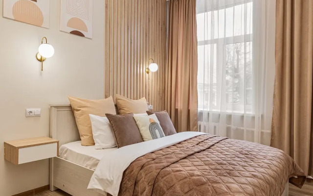 FullHouseApart dizaynerskie trekhmestnye apartamenty na vokzal'noy ploshchadi Apartments