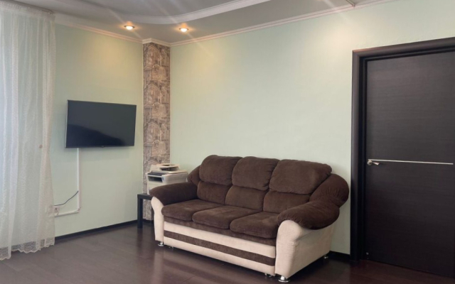 Квартира на Ямашева 102а